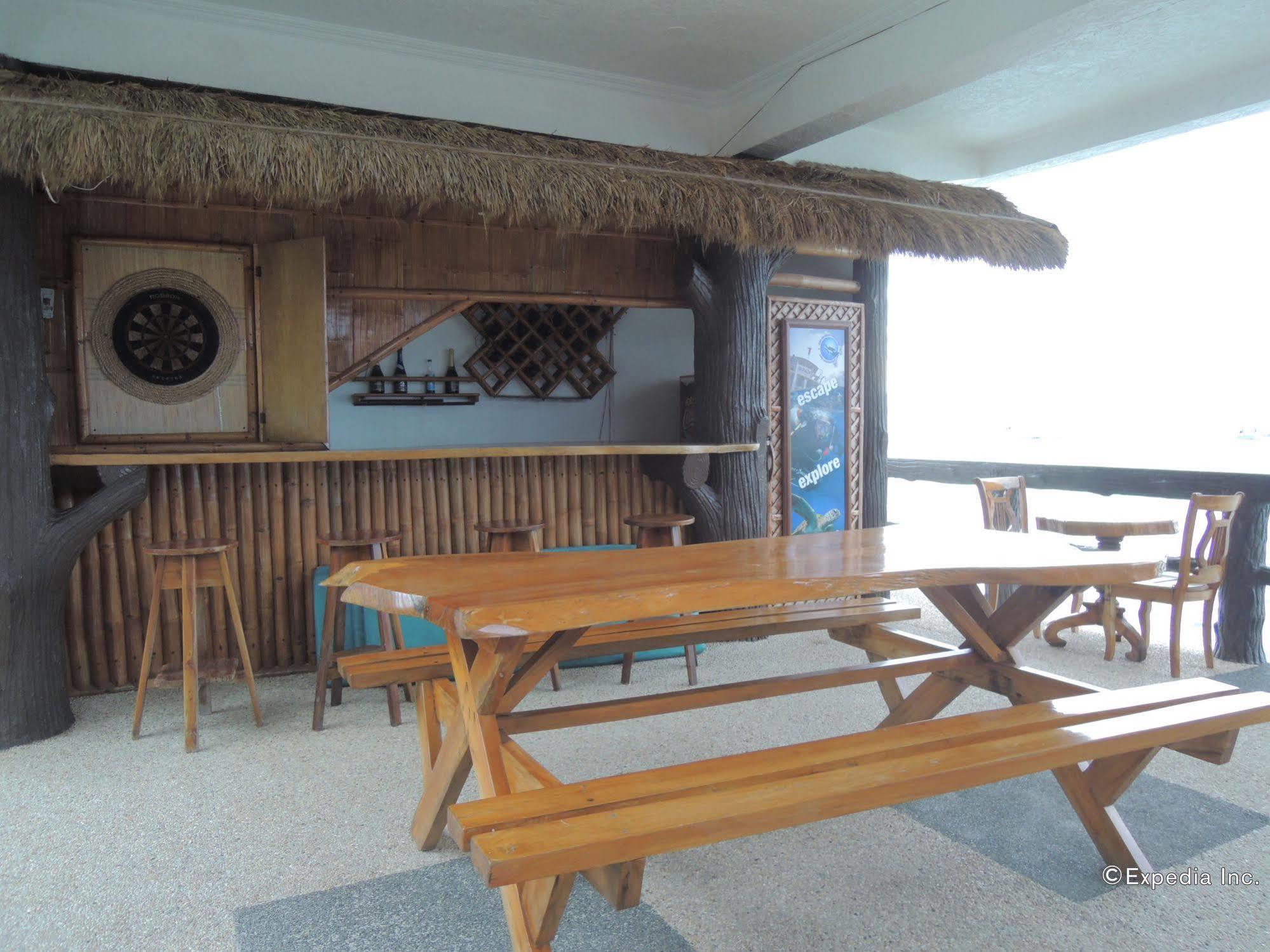 Love'S Beach & Dive Resort Moalboal Buitenkant foto