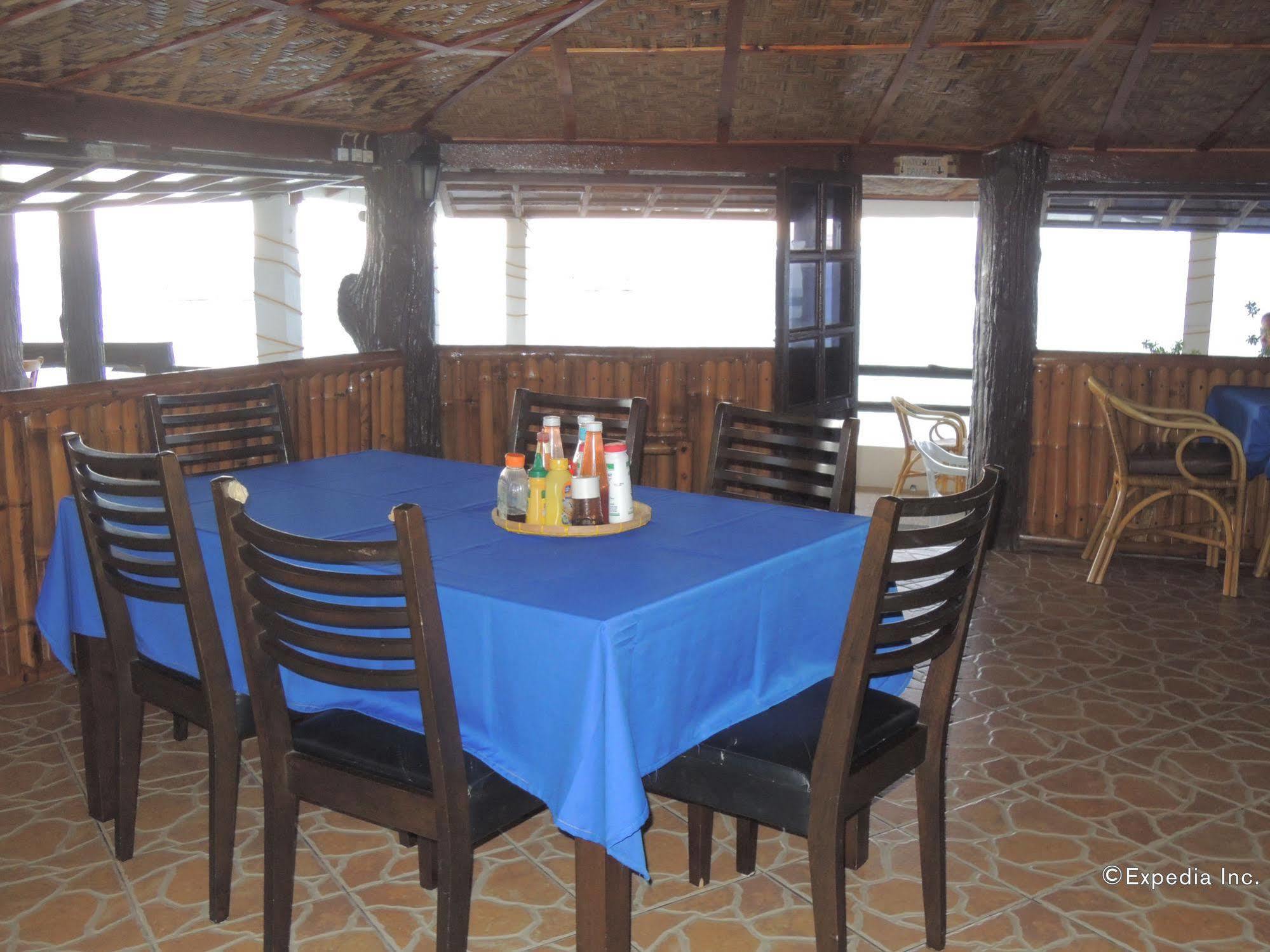 Love'S Beach & Dive Resort Moalboal Buitenkant foto