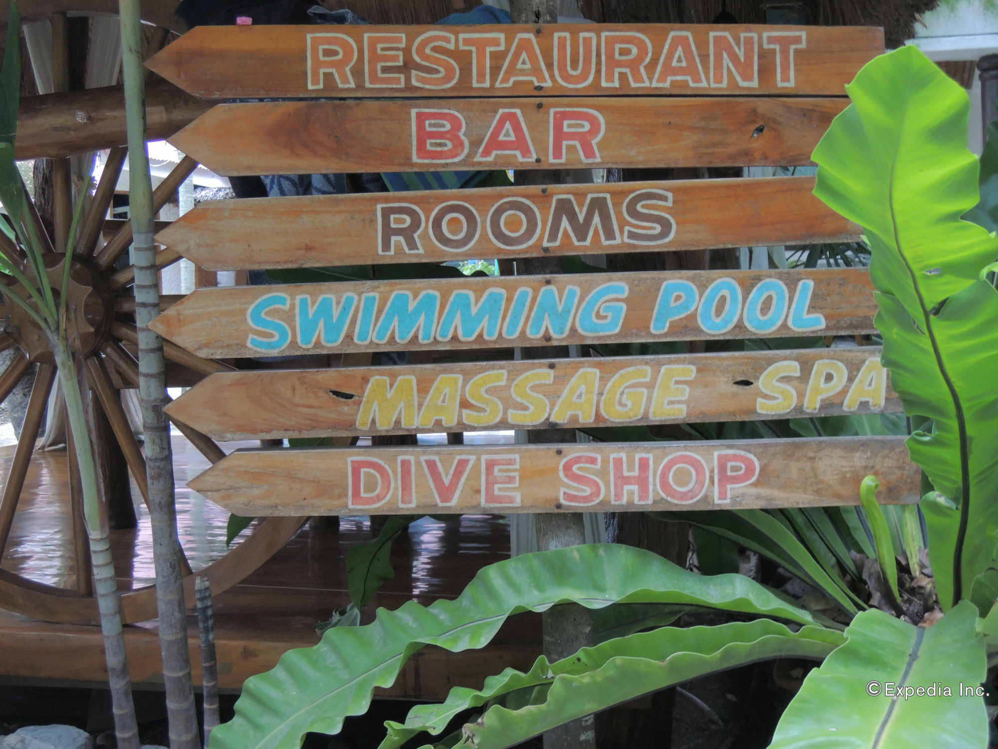 Love'S Beach & Dive Resort Moalboal Buitenkant foto